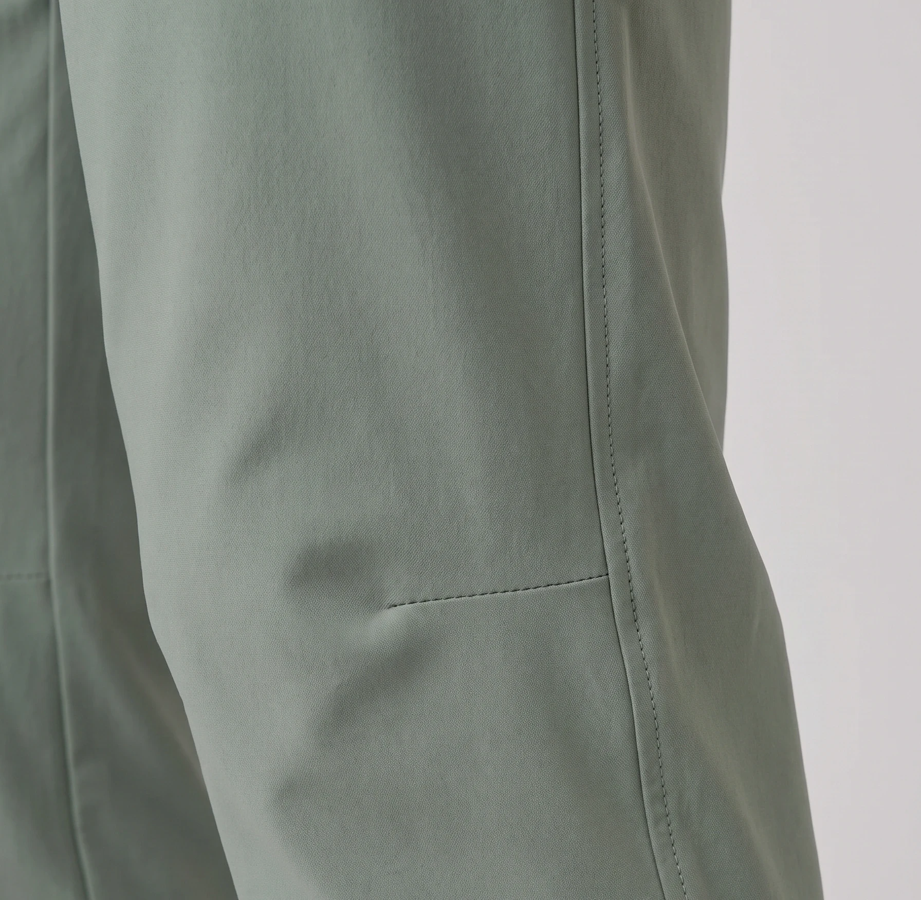Sage Articulated Knee Golf Pant, men pants & trousers, Knee shaping dart and elastic back waist detail
