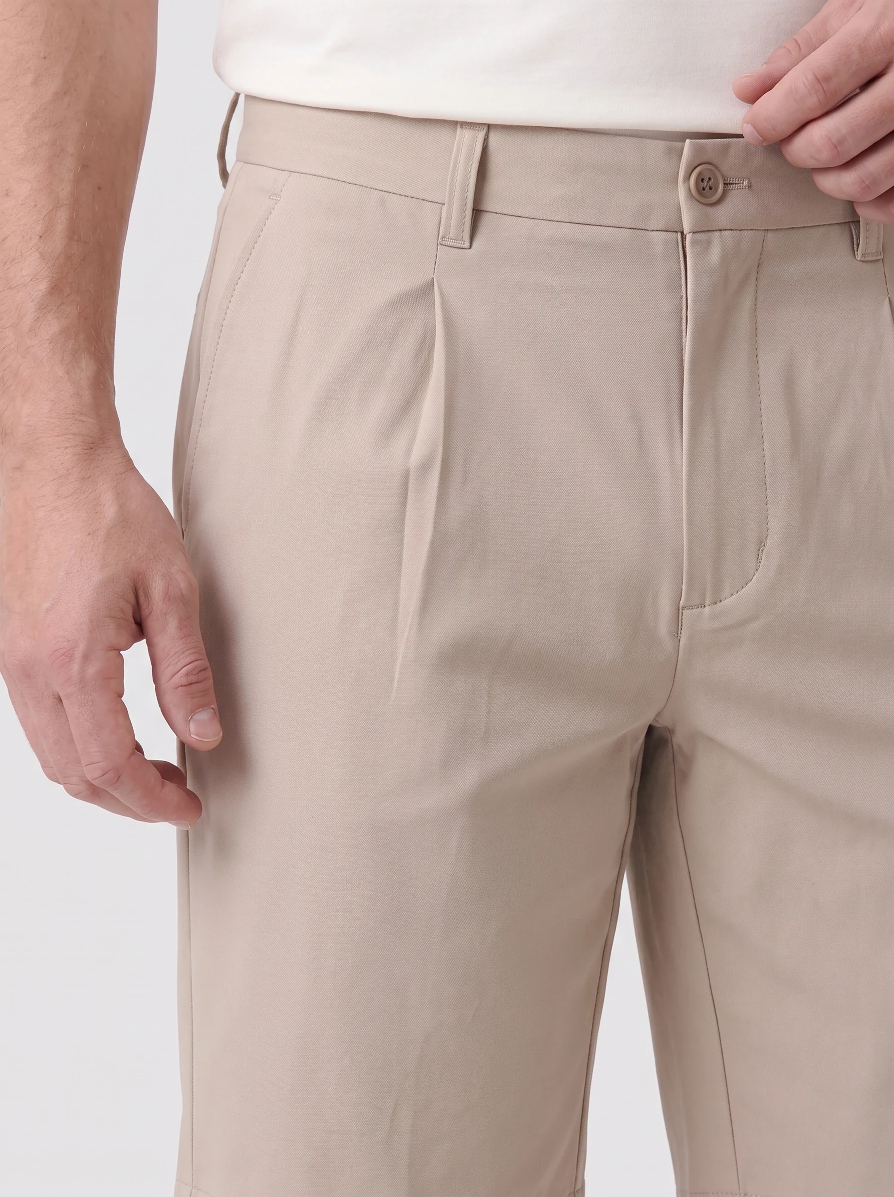 Sand Pleat Front Golf Short, men shorts, Single front pleat detail