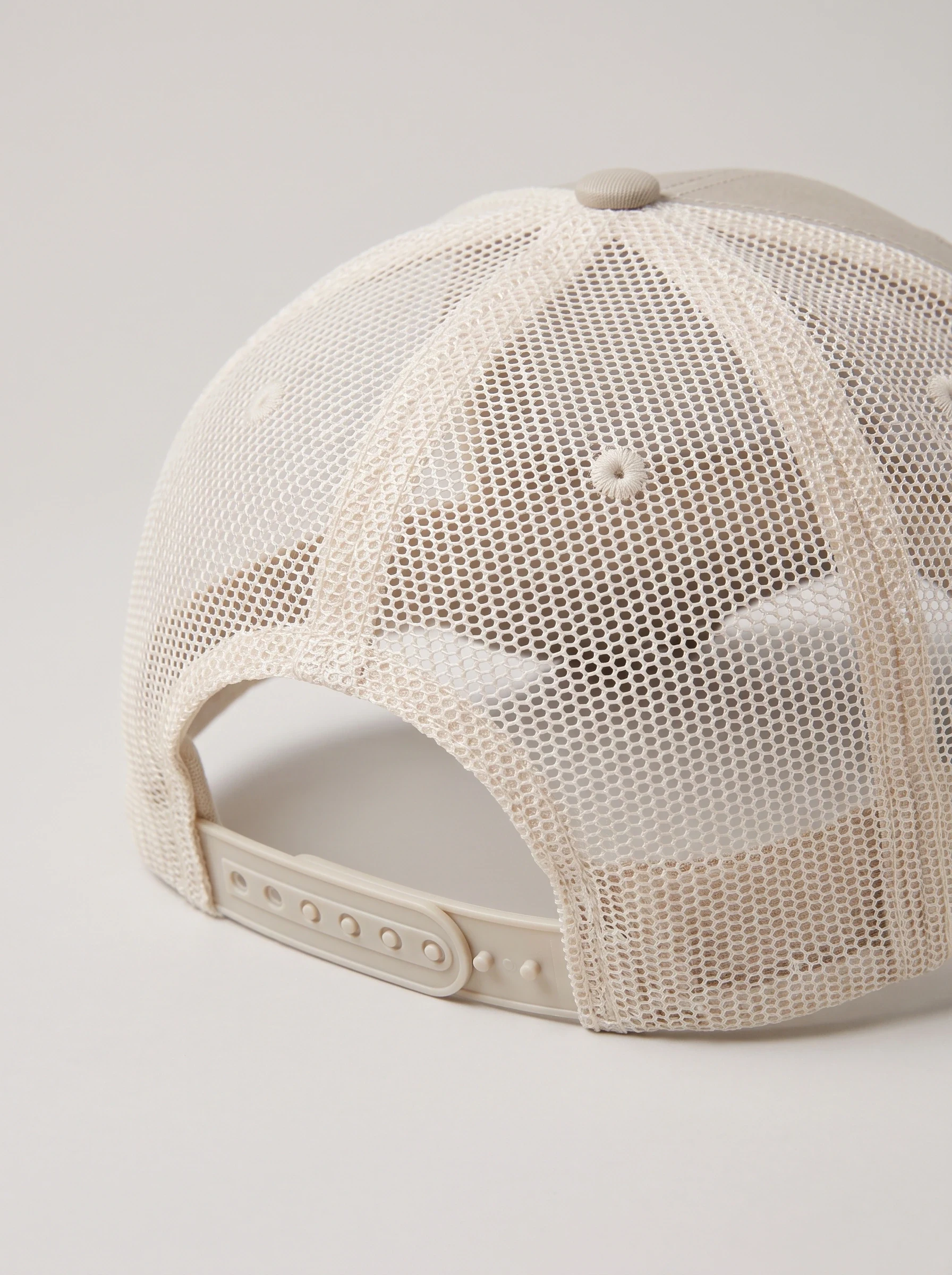 Stone Mesh Back Golf Cap, unisex caps, Mesh back and snapback closure detail